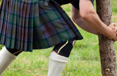 Highland games als actieve teambuilding