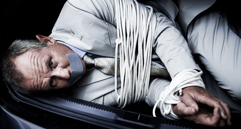 Ontvoerde directeur teambuilding met diner